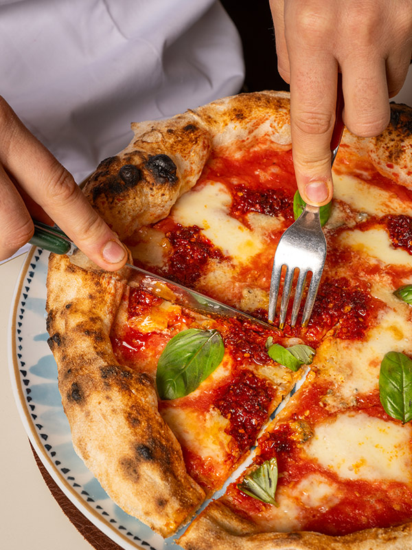 Pizza appena sfornata